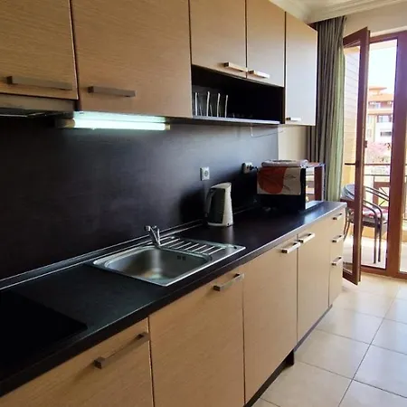 아파트 In Complex Sirena! 스베티 블라스