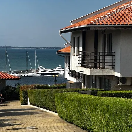 아파트 In Complex Sirena! 스베티 블라스