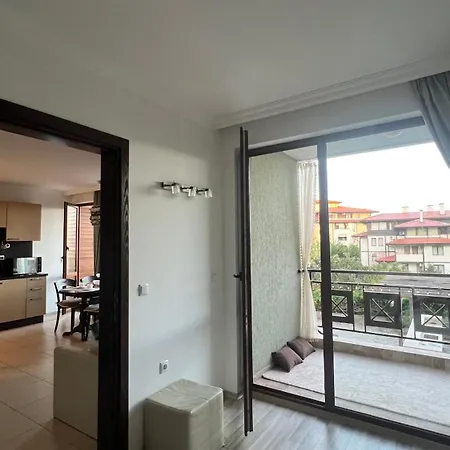 In Complex Sirena! סבטי ולאס